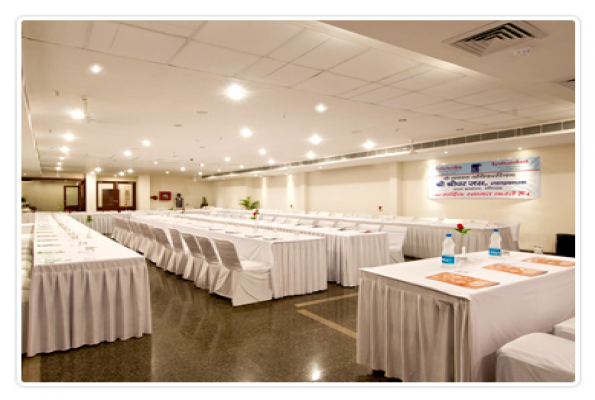 Hotel Deviram Palace 1