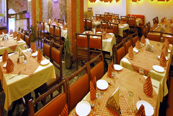 Ankhuri Restaurant at Hotel Moti Palace