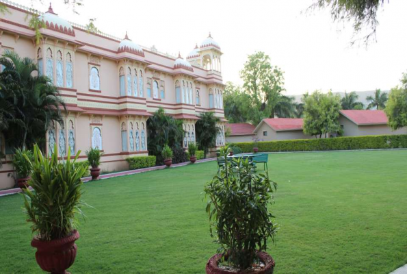 Pool Side Area at jüSTa Rajputana