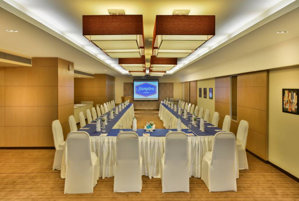 Banquet Hall at Hampton by Hilton