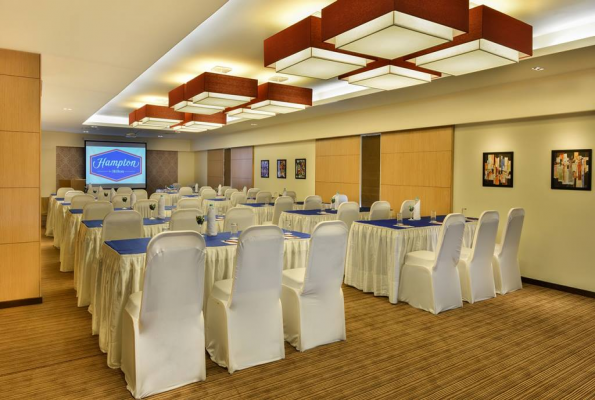 Banquet Hall at Hampton by Hilton