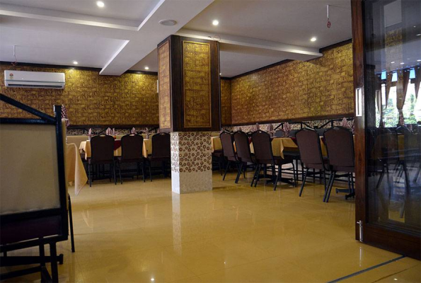 Sarvottam Restaurant