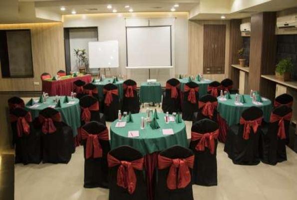 Topaz Banquet Hall at Kamfotel Hotel