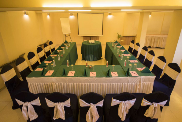 Topaz Banquet Hall at Kamfotel Hotel