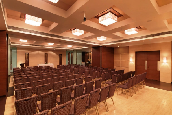 Hotel Royal Highness 1