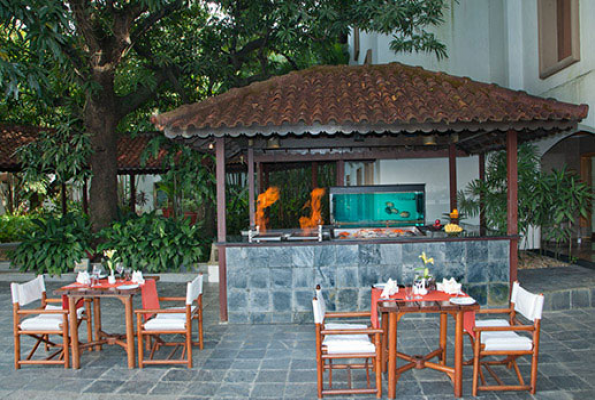 The Patio at Trident Hotel Cochin