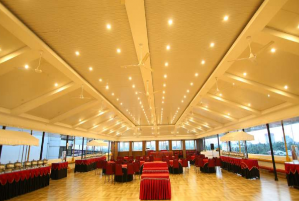 biggest conference hall in kochi