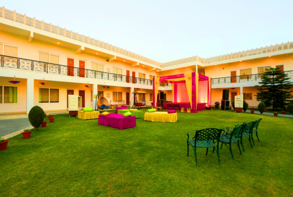 Chander Party Lawn at Aapno Ghar Resort