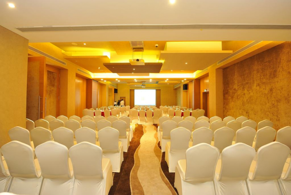 Haileys Holiday Inn Baner Road  Pune Photos  Get Free Quotes