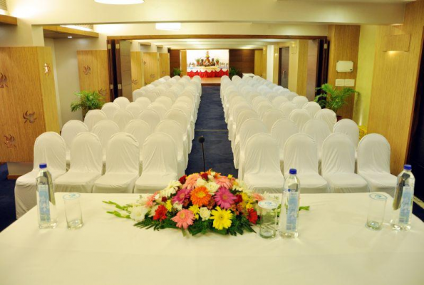 La Paz Gardens Beacon Hotel 2