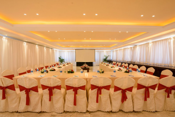 Gossip Conference Hall at De Alturas Resorts