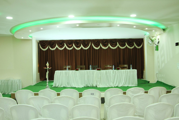 Hotel Victory Grand