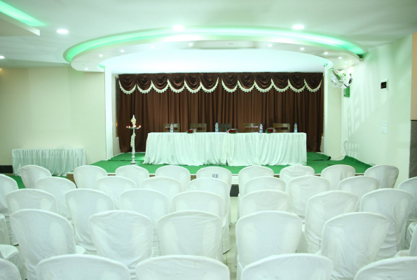 Hotel Victory Grand