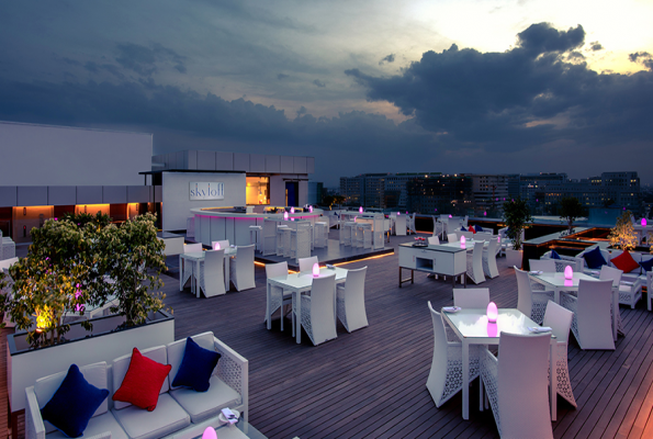 Board Room at Feathers A Radha Hotel