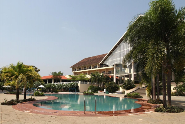 Lawn at Radisson Blu Resort Goa Cavelossim Beach