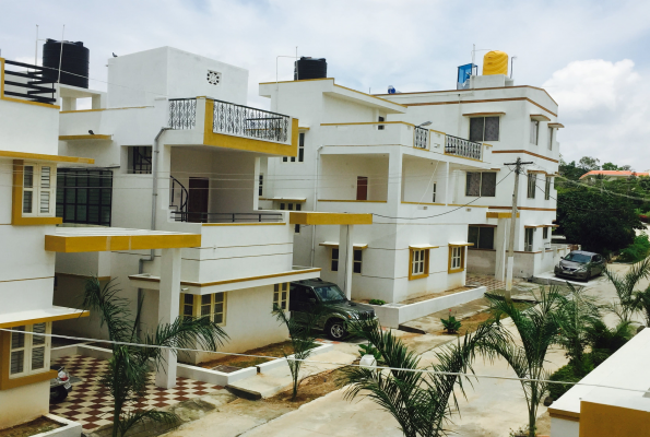 Golden Mile Resort