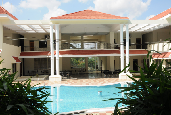 Golden Mile Resort