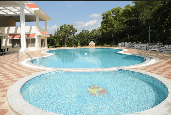 Golden Mile Resort