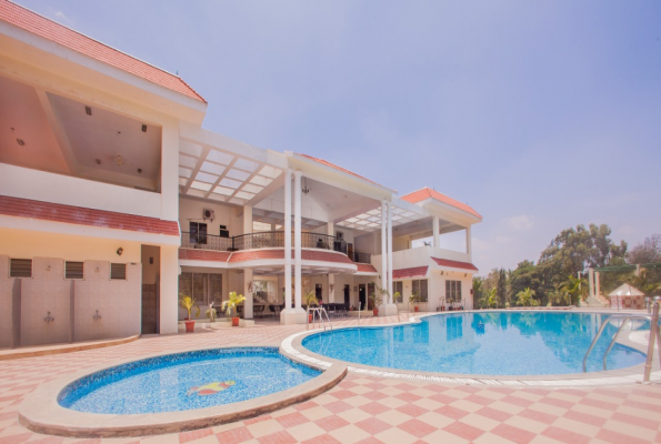 Golden Mile Resort