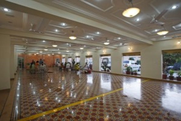 Hotel Navratan Palace