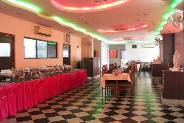 Mezban Restaurant at Amer City Heritage Hotel