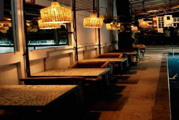 Amanzi Sky Deck & Bar 2