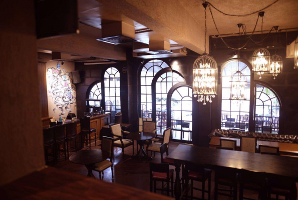 Hymus Resto Bar