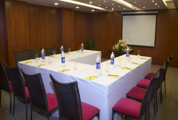 Board Room I at Shilton Royale Hotel