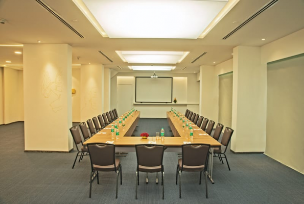 Meeting Room 1 at Hotel Kohinoor Elite