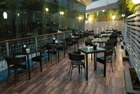 Bar 87 Ramada