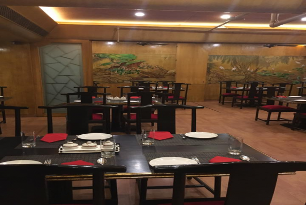 Nanking Restaurant & Lounge