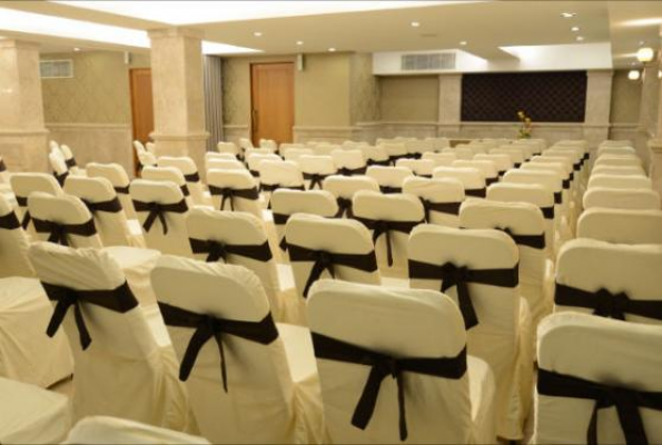 Seasons Banquet Hall at GLM Meridian Hotel