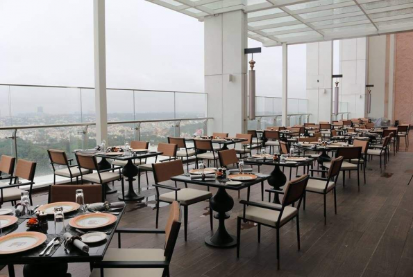 Skydeck at Shangri La Hotel Bangalore