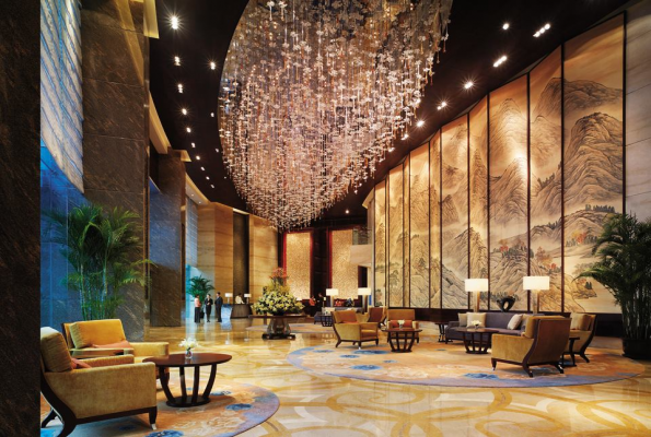 Lobby Lounge at Shangri La Hotel Bangalore