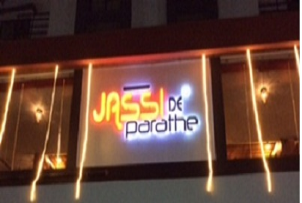 Jassi De Parathe Odhav