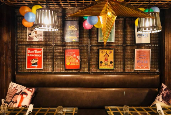 18+ Cafe & Lounge