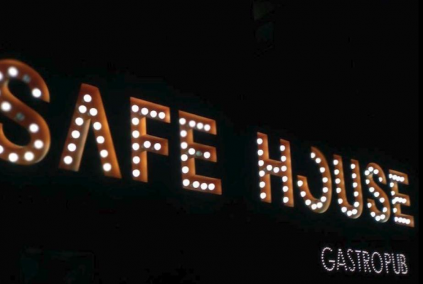 Safe House Gastro Pub