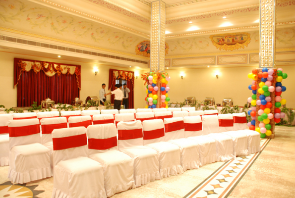 Banquet I at Cheel Gadi