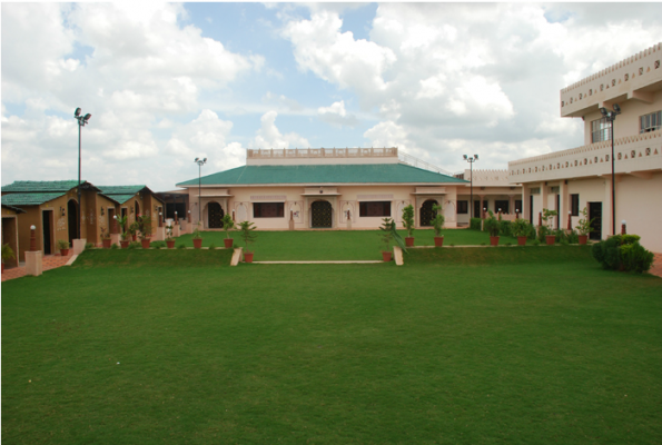 Lawn Area at Cheel Gadi