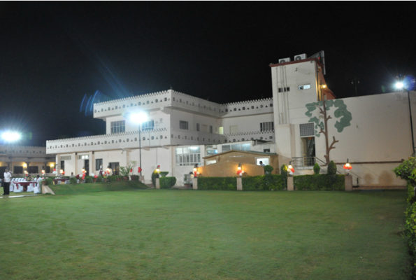 Lawn Area at Cheel Gadi