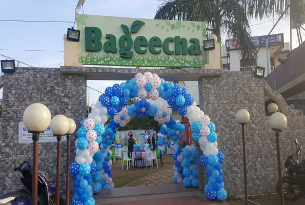 Restaurant Area at Bageecha