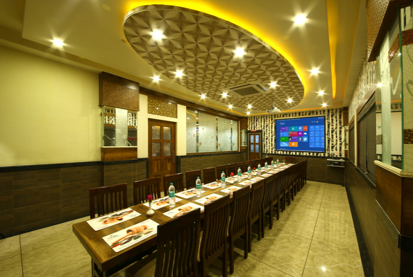 VEG RESTAURANT at Hotel Royal Stay