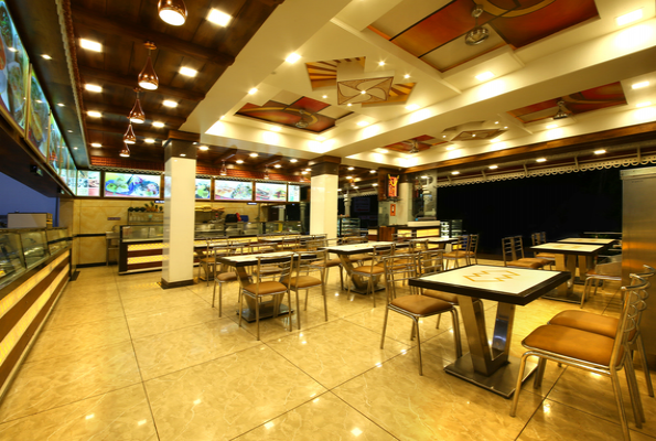 VEG RESTAURANT at Hotel Royal Stay