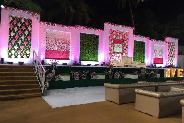 Nidhivan Lawn