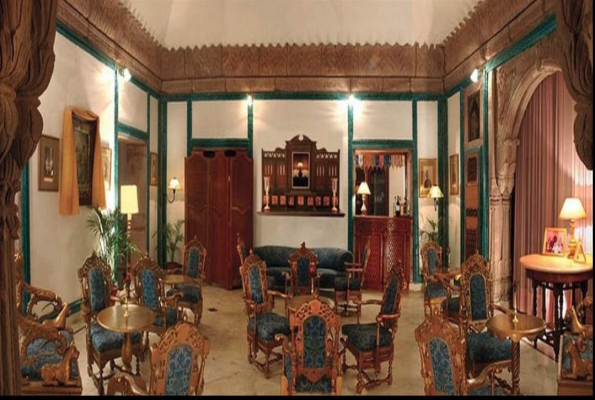 Bar Lounge at WelcomHeritage Bal Samand Lake Palace