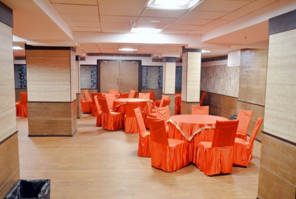 Banquet Hall at Genx