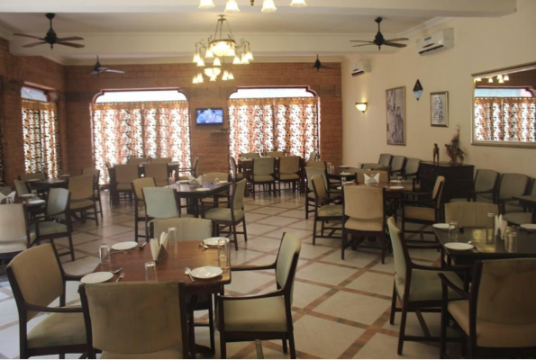 Restuarant at Raghav Villas