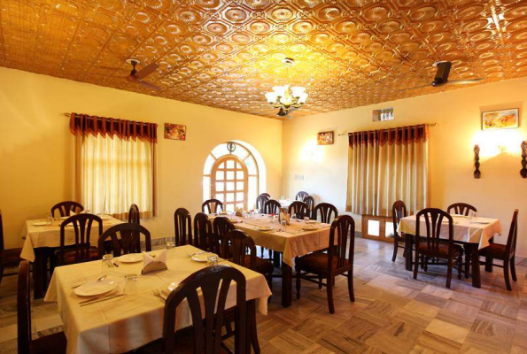 Restaurant at Hotel Beniwal Palace