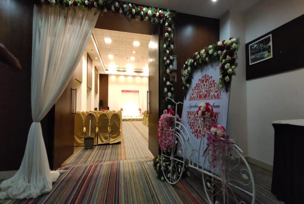 Evoma Business Hotel