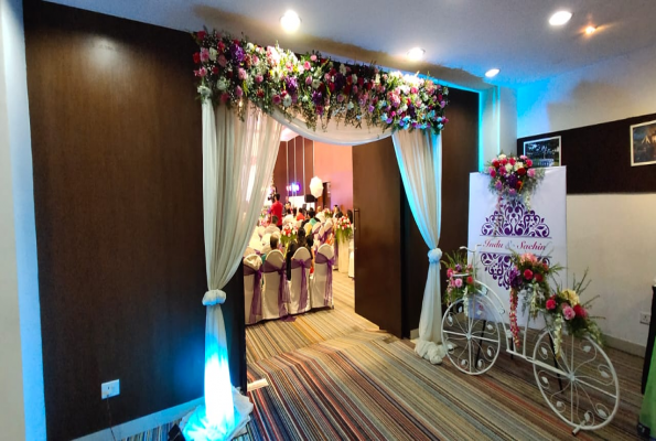 Evoma Business Hotel